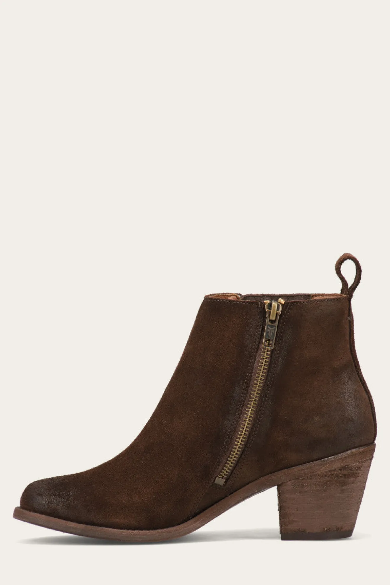 Alton Chelsea^Frye Sale