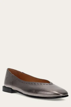 Claire Flat^Frye Online