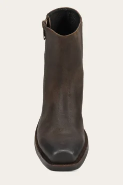 Conway Zip^Frye Hot
