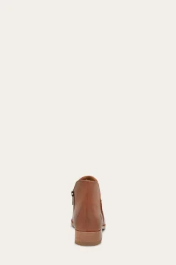 Melissa Shootie^Frye Hot
