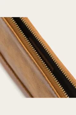 Melissa Wristlet^Frye Hot