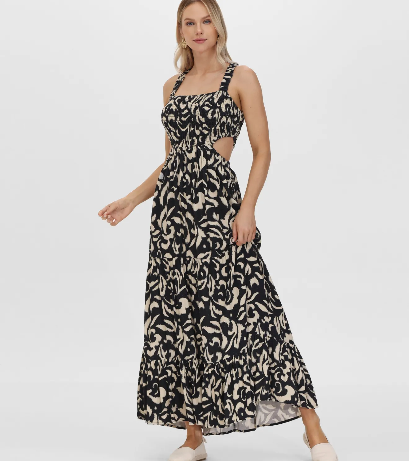 Smocked Cut Out Maxi Dress^Frye Discount