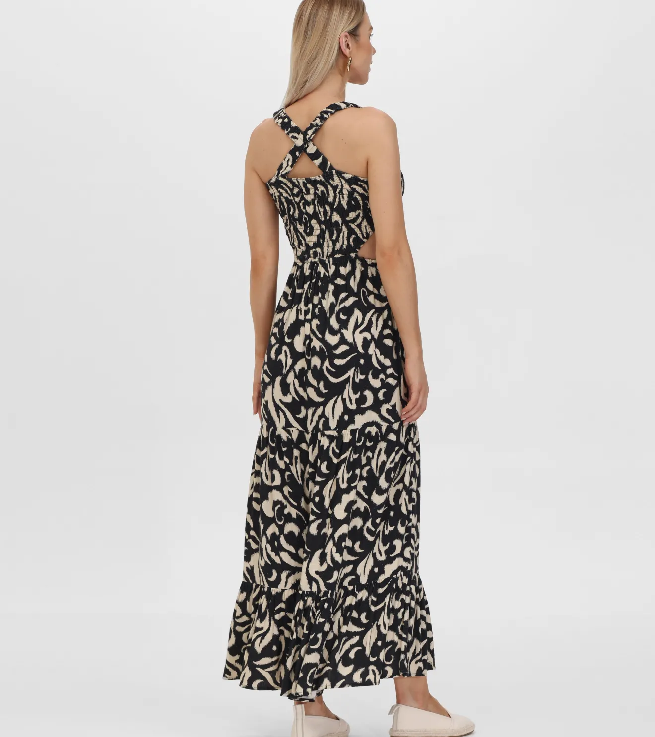 Smocked Cut Out Maxi Dress^Frye Discount