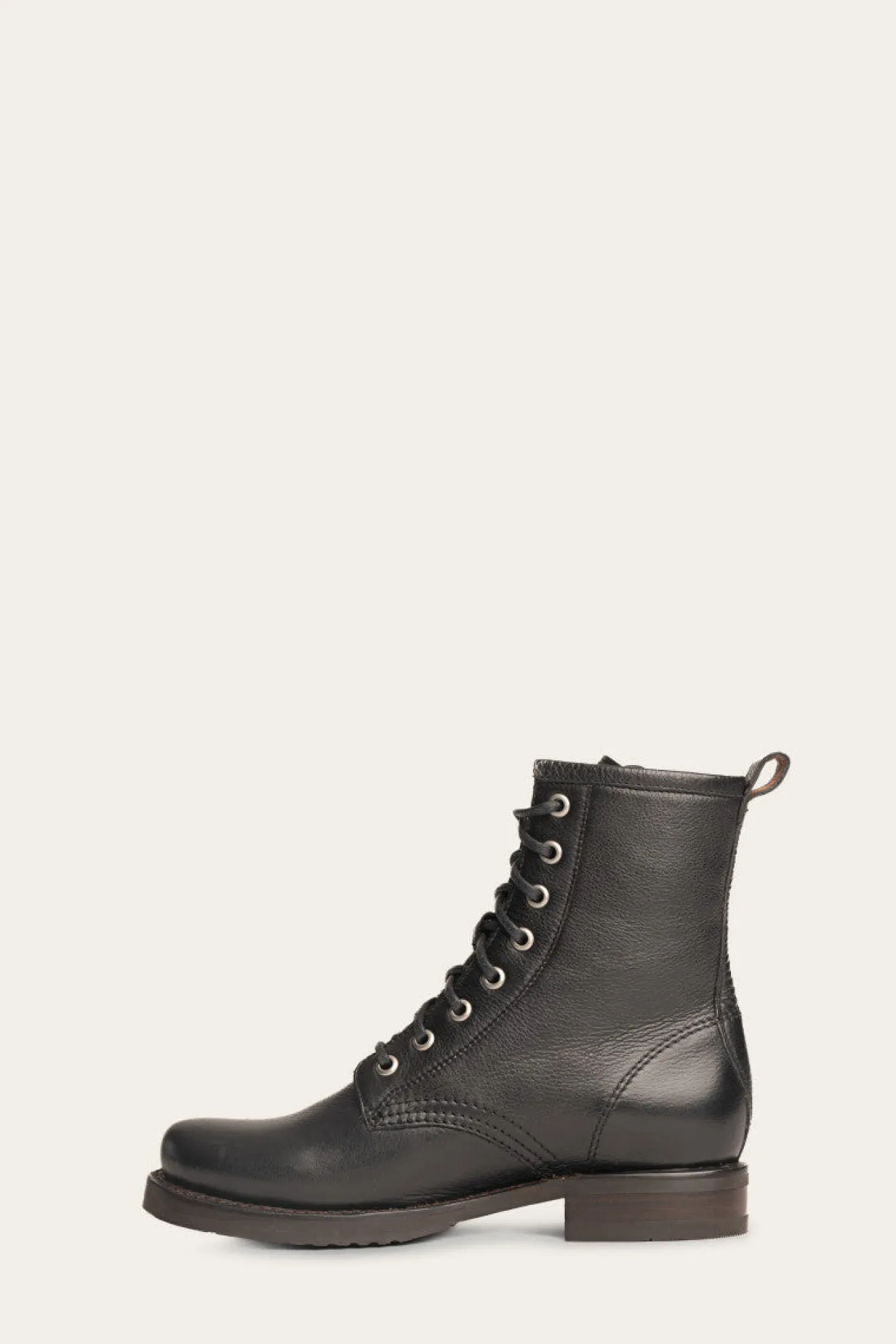 Veronica Combat^Frye Hot