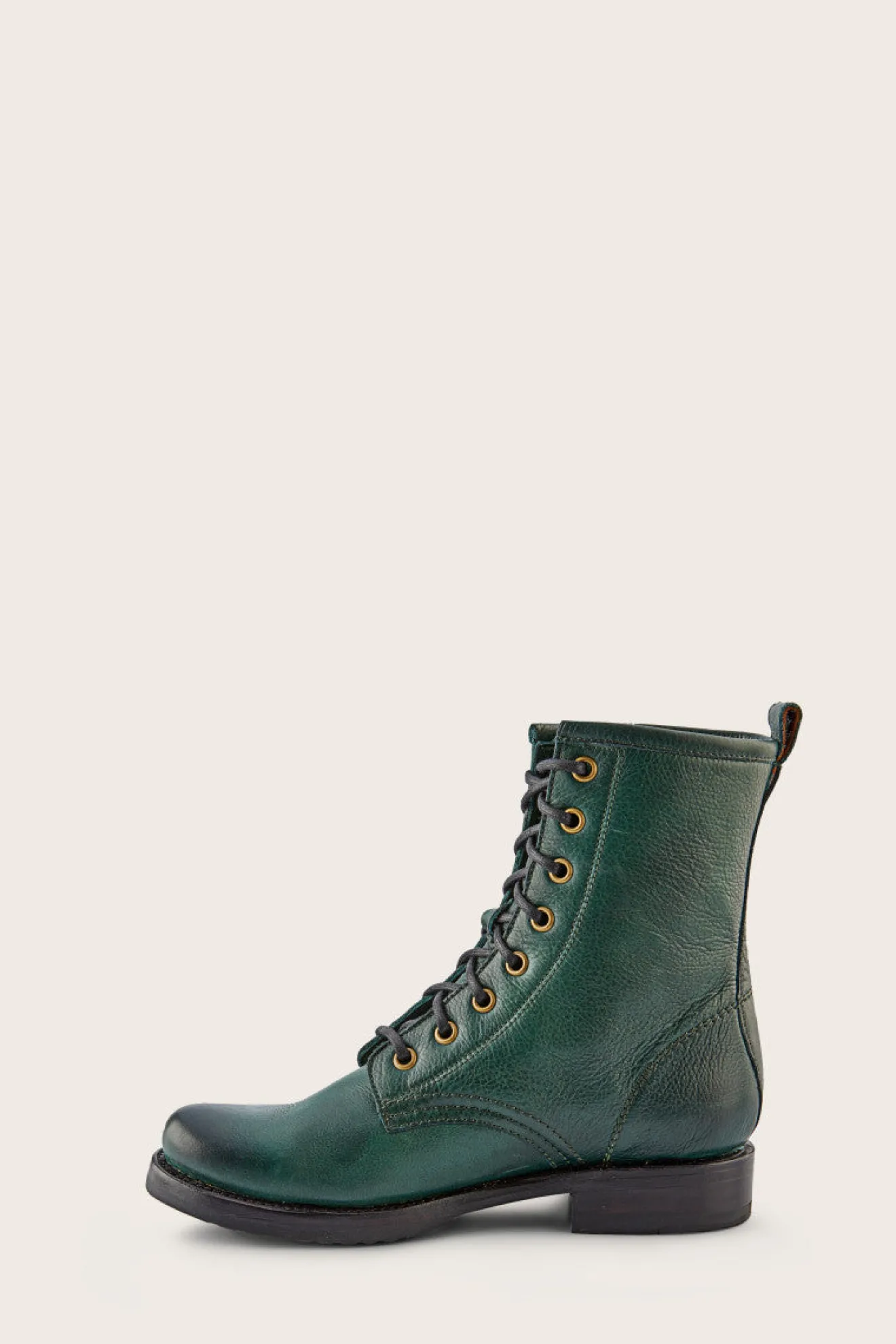 Veronica Combat^Frye Hot