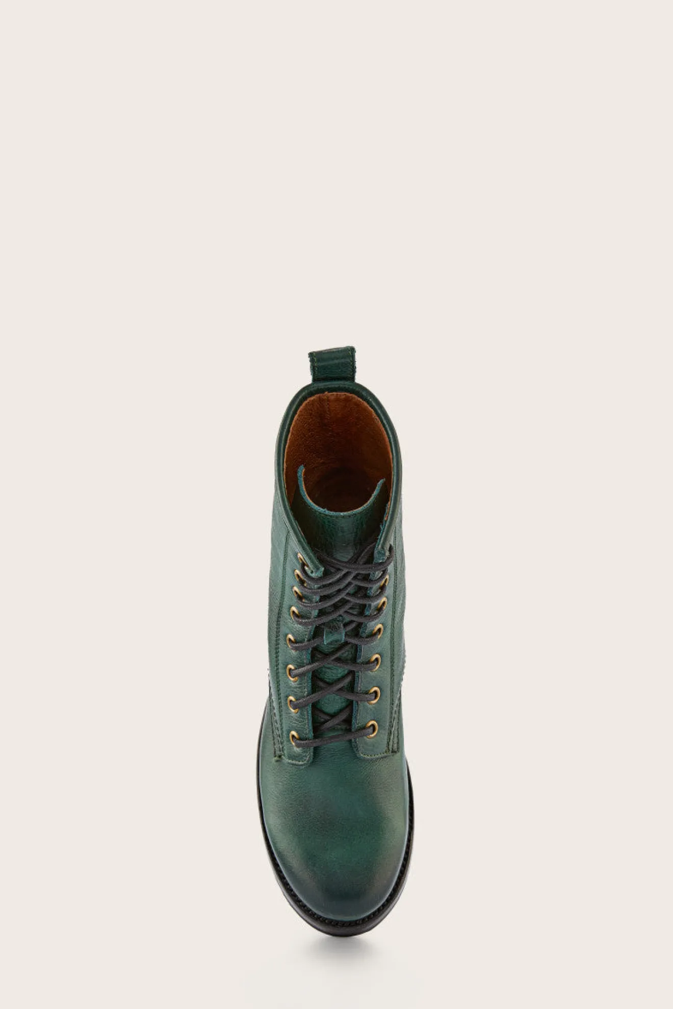 Veronica Combat^Frye Hot